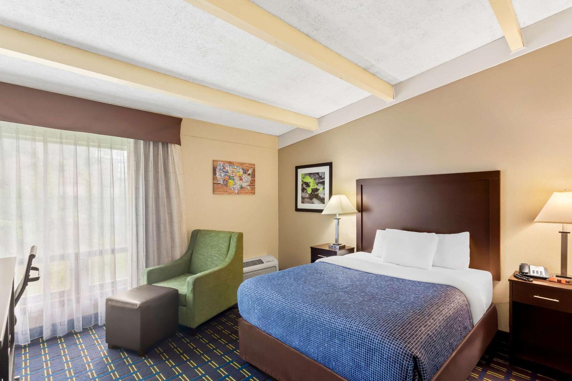Econo Lodge Waynesboro - Skyline Drive 外观 照片